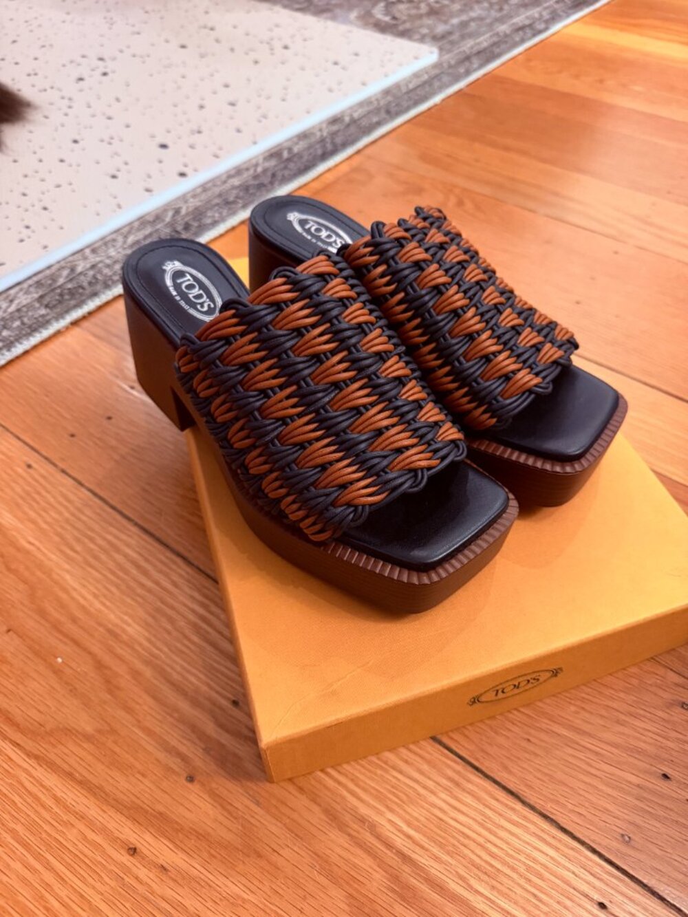 Todds platform sandals